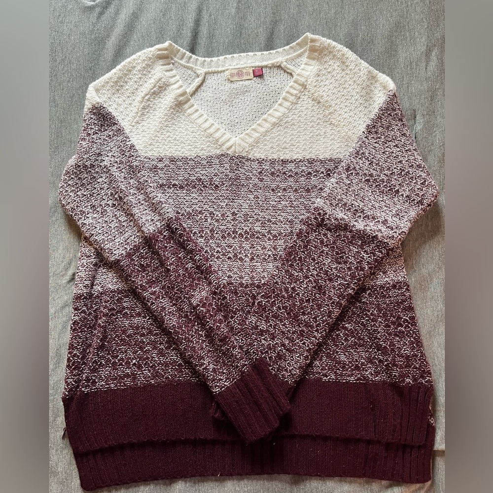 SO Juniors Sweater